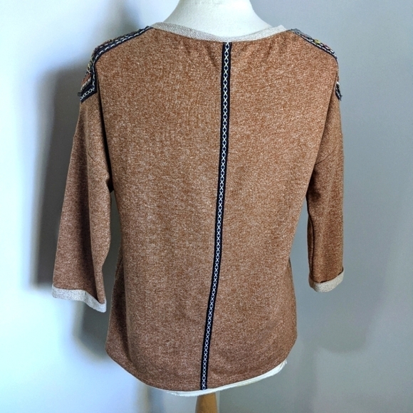 𝅺DAY trip Heathered Tan Boho Beaded Sweatshirt S - Picture 7 of 11